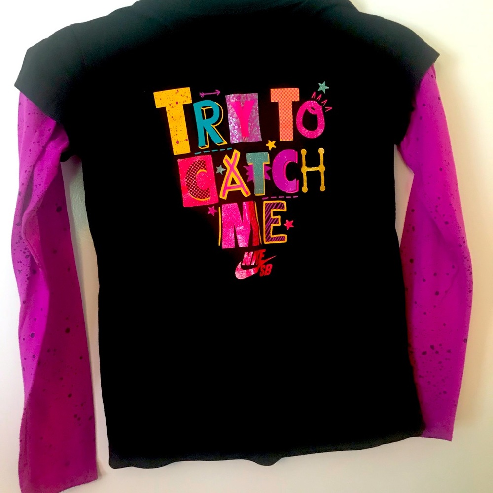 Nike Girls Long sleeve skateboard shirt, graphic colors, girls size large